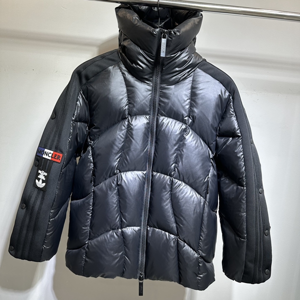 ハイクオリティダウンジャケット背面デザイン